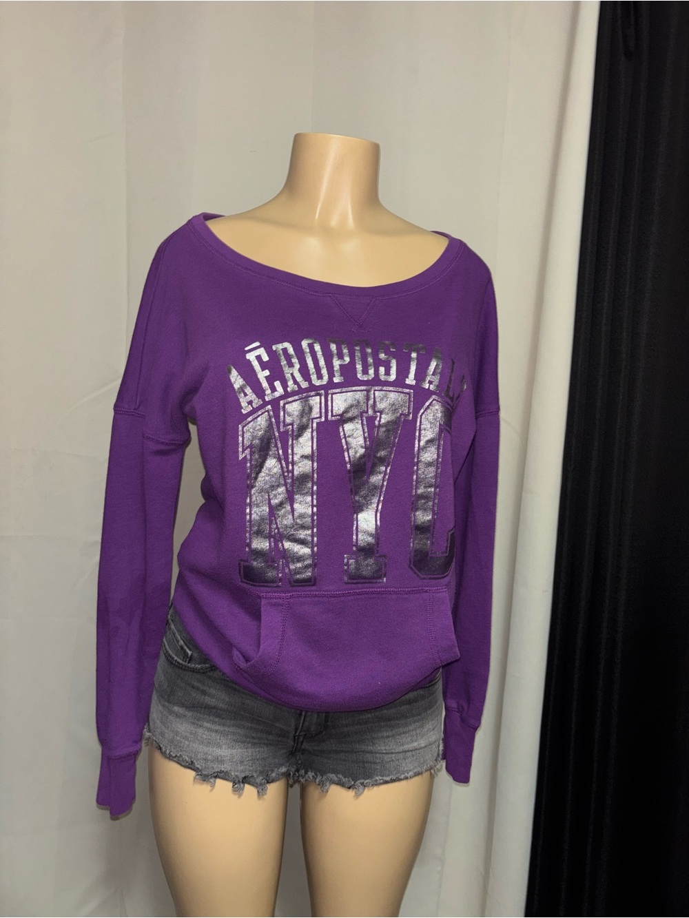 Aeropostale Purple NYC Graphic Pullover Sweatshirt